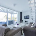 V196 Brisa Villa