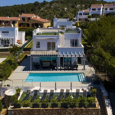 V196 Brisa Villa *