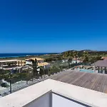 V196 Brisa Villa